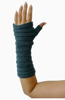 Preview: Arm-Stulpen ESPIGA Pulswärmer gestrickt Baby Alpaka Damen